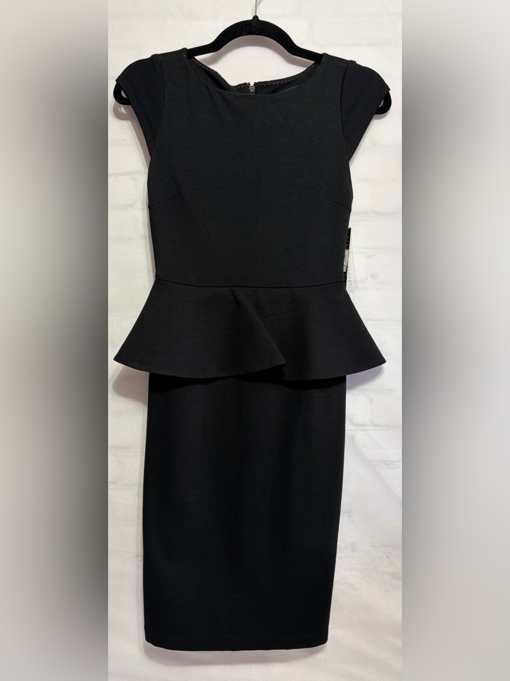 Alice + Olivia Employed Women's Victoria Peplum Dress Black Sz 0 Cap Sleeve